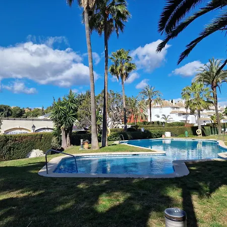 Aldea Blanca Cute * Marbella