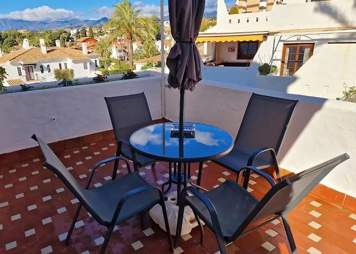 Hotel Aldea Blanca Cute *