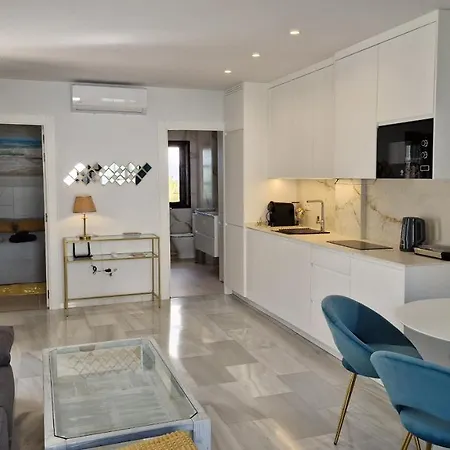 Готель Aldea Blanca Cute *